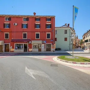 Dante , Umag Chorvatsko